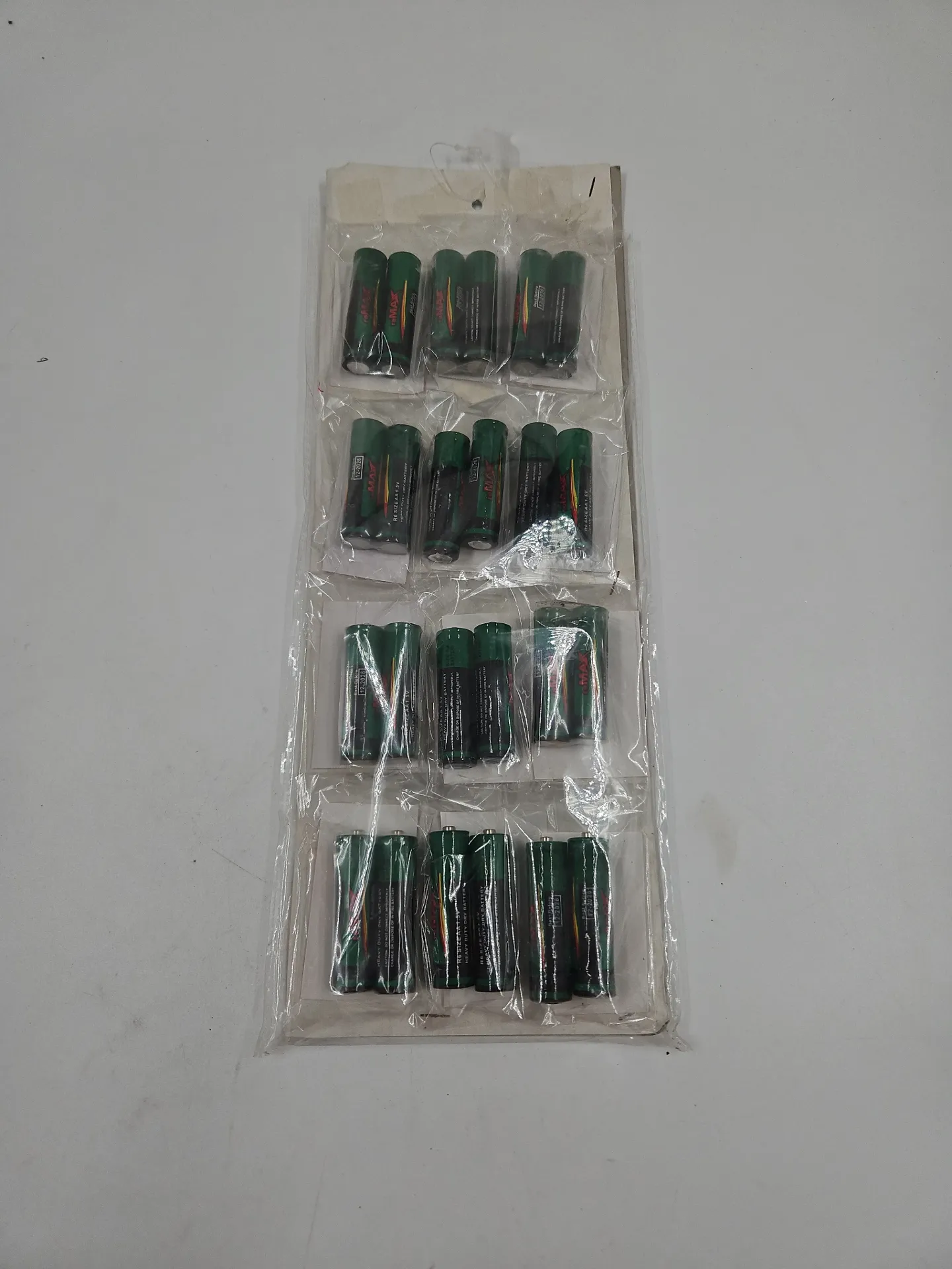 Re Max R6 AA 1.5V Heavy Duty Dry Battery MRP 15