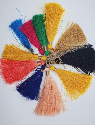[IX001002] Hanging Silky Tassel