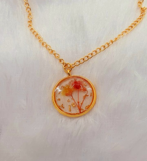 Customized Resin Pendant With Dry Flowers / Photo