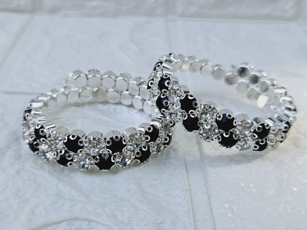 Kids Fancy Premium Silver Metallic Layer Stone Bangle