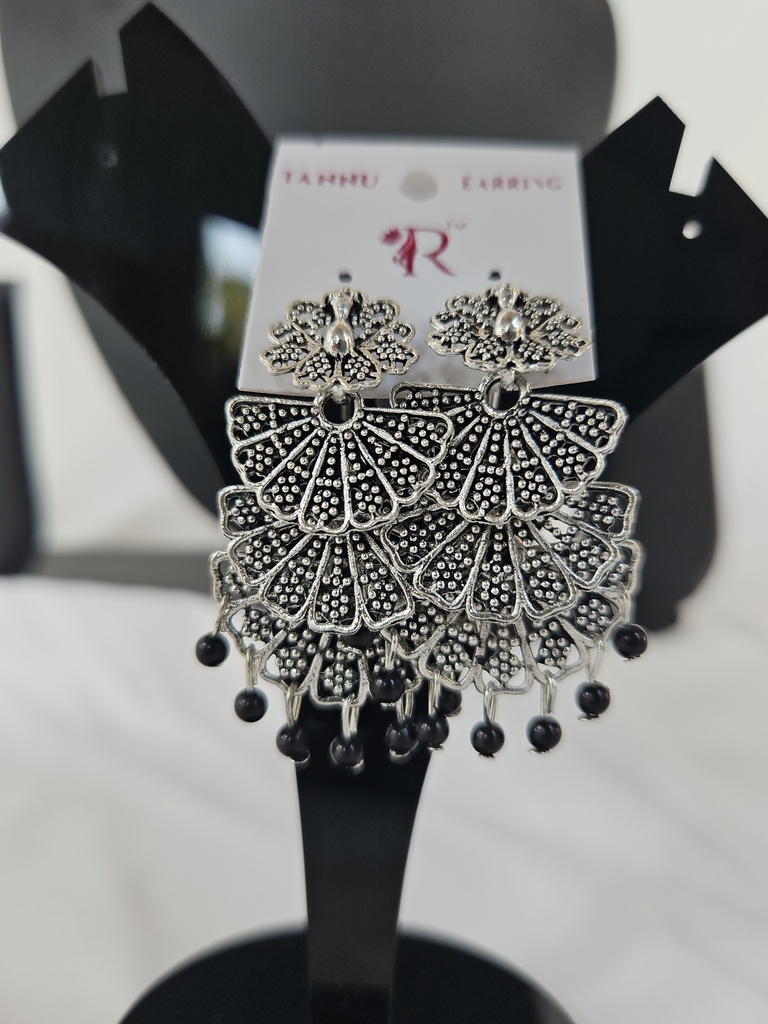 Silver Hanging 3 Step Heavy Earring With Black Beads 
