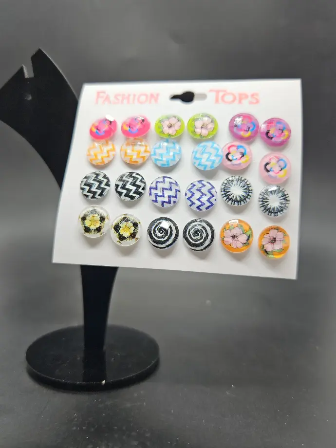 Earring Small Resin Art Design Pair