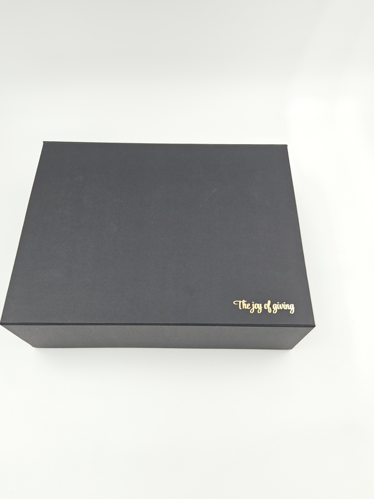 [IX2405251] Premium Hamper Box With Leather Finish 32x27cm