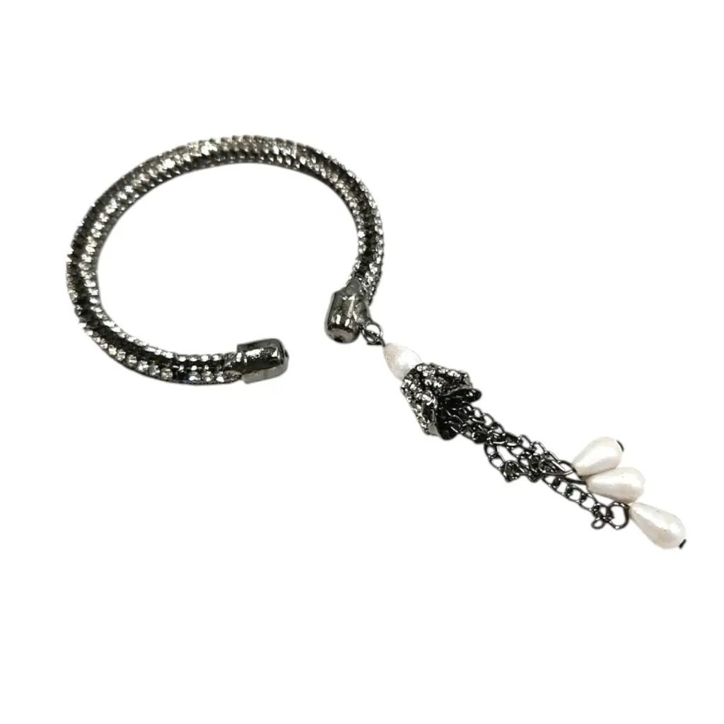 [IX2501600] Golden Unattached Stoned Bangle With Hanging Stone