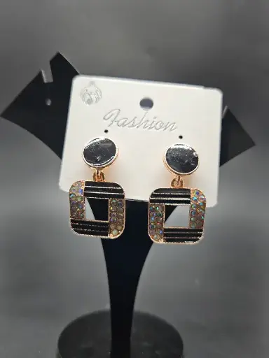 [IX2400750] Earring Square Design Black And Stone Lines