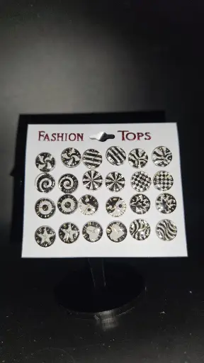 [IX2400801] Earring Small Resin Black And White Clock Design