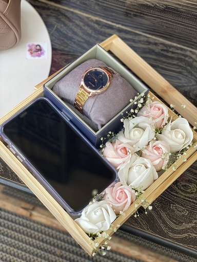 [IX000822] Customized Hamper With Watch 